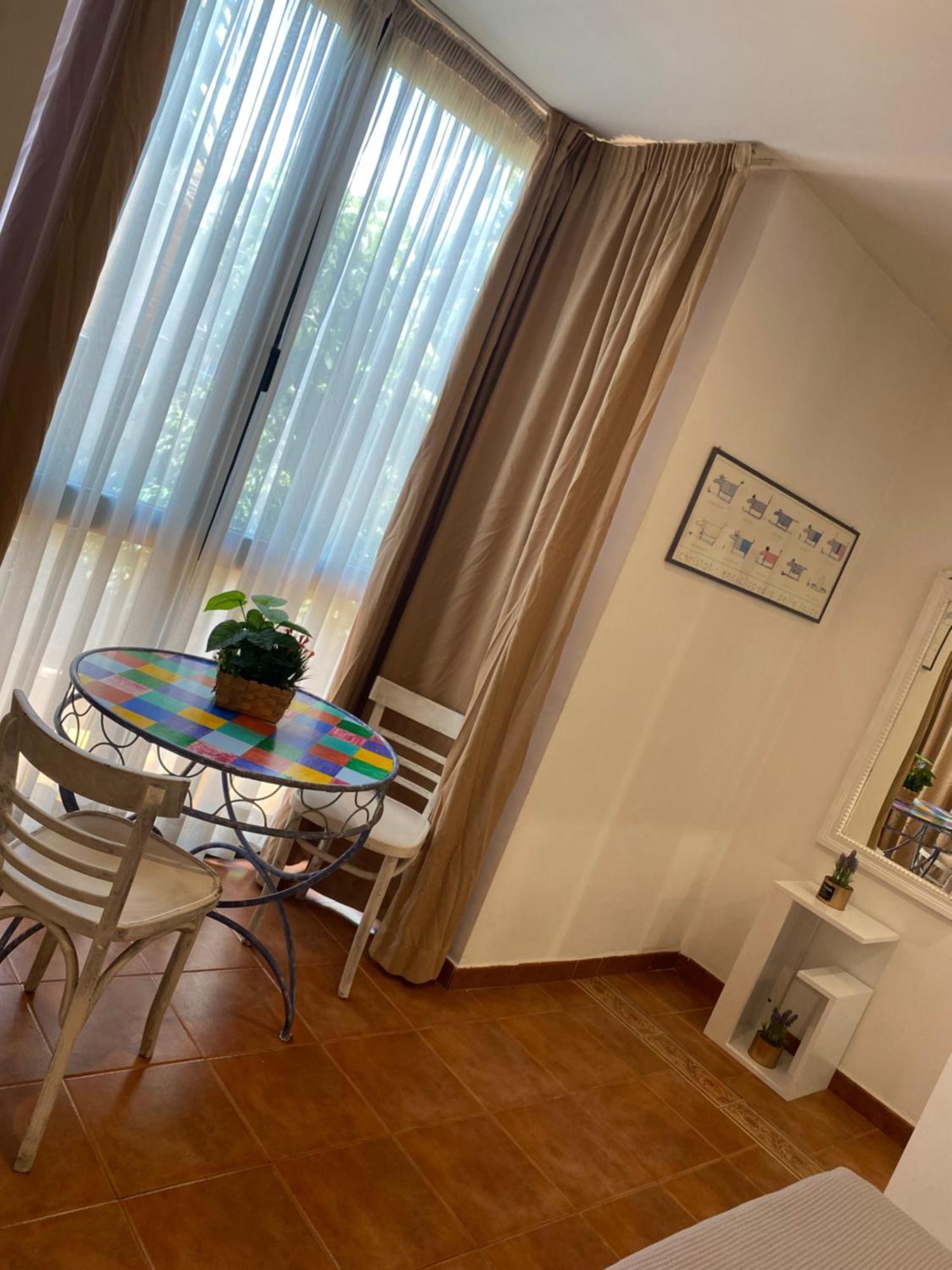 Hotel Dona Matilde Естепона Екстериор снимка